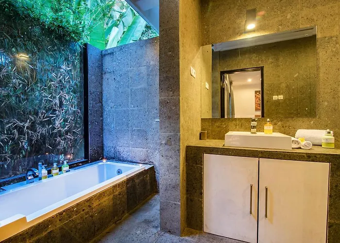 Villa Stunning Lily Lovina Beach